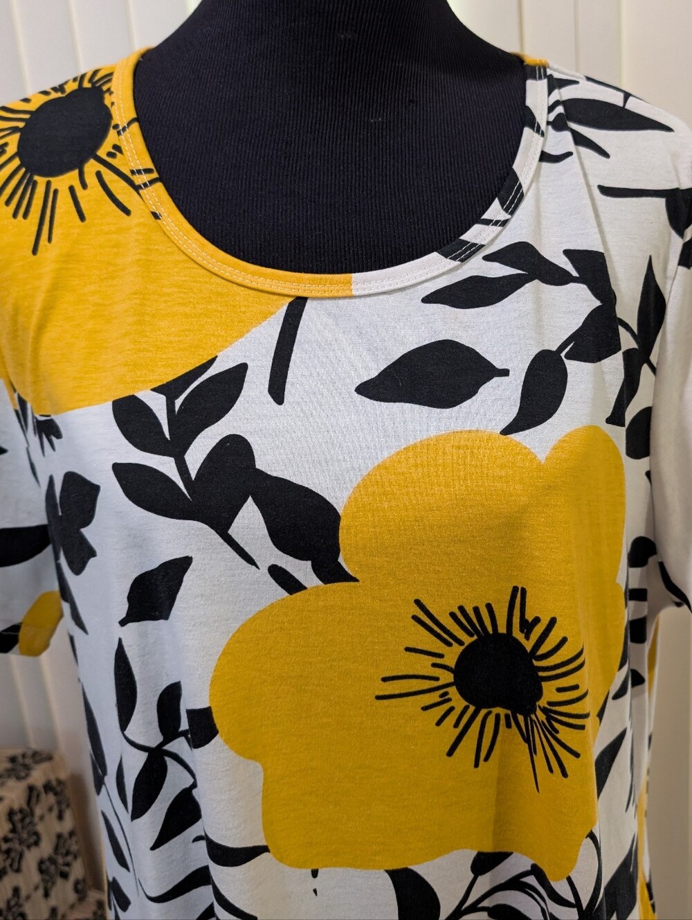Lularoe Floral Dress Jessie - Picture 2 of 5